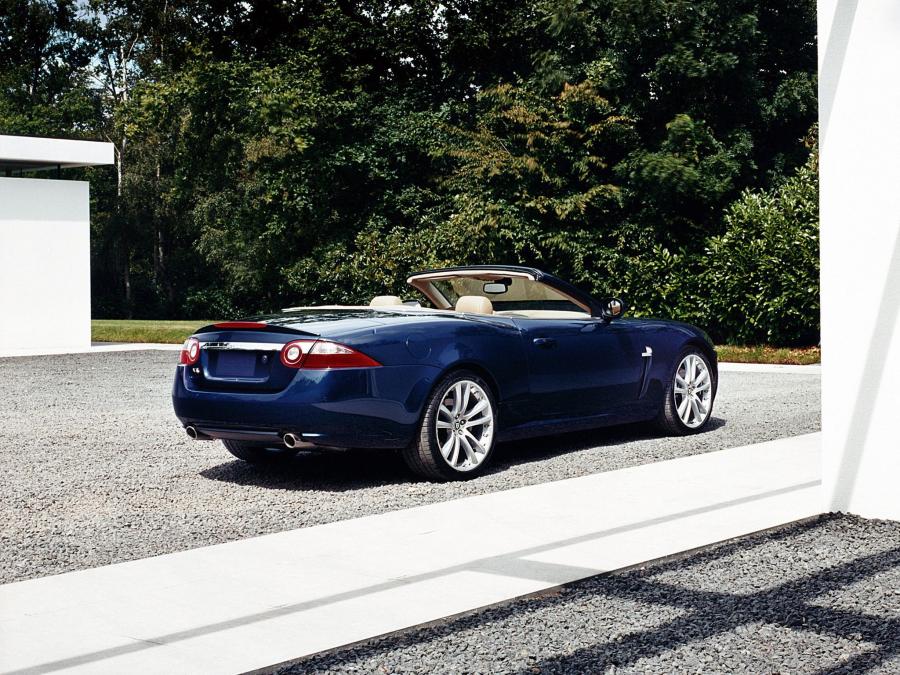  Jaguar XK Convertible 2006 года  (фото 4 из 5)
